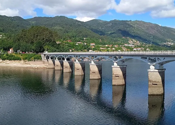 Beira Rio Do Geres